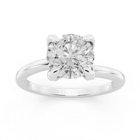 Round cut Diamond Solitaire - White Gold