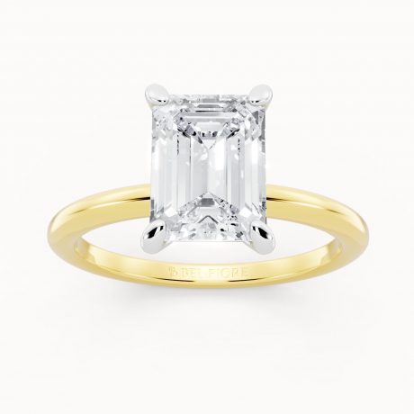 Emerald cut solitaire ring - White Head