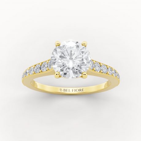 Brilliant round cut diamond -Yellow Gold