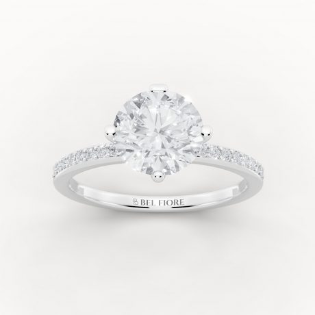 Brilliant round center diamond, pavé set stones- White Gold