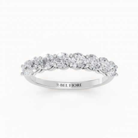 claw-set-diamond-wedding-band