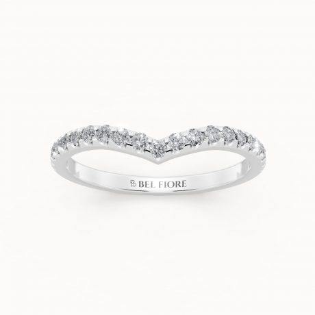 v-shaped-diamond-wedding-band